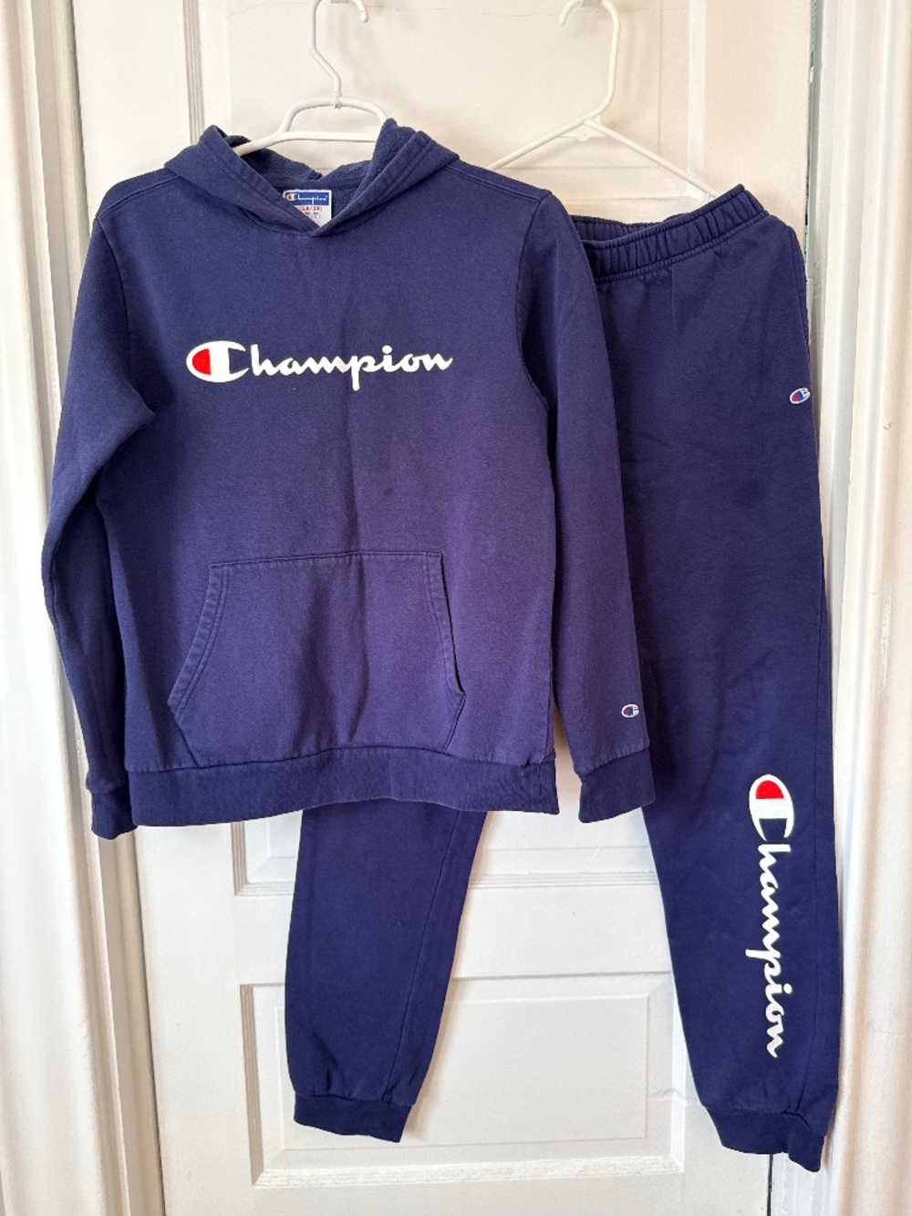 Champion boys sweatsuit size XL